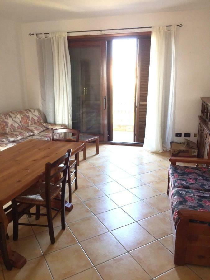 Appartamento Ad Arzachena Luaran gambar